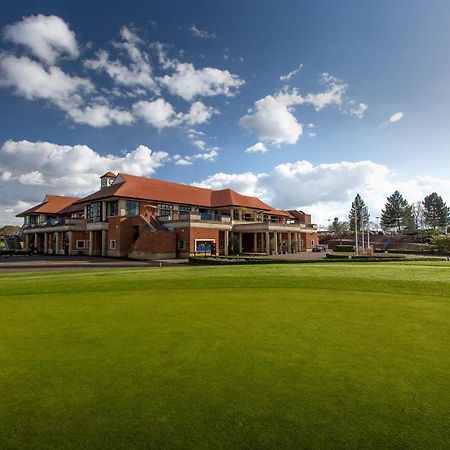 טאים The Oxfordshire Golf & Spa Hotel מראה חיצוני תמונה