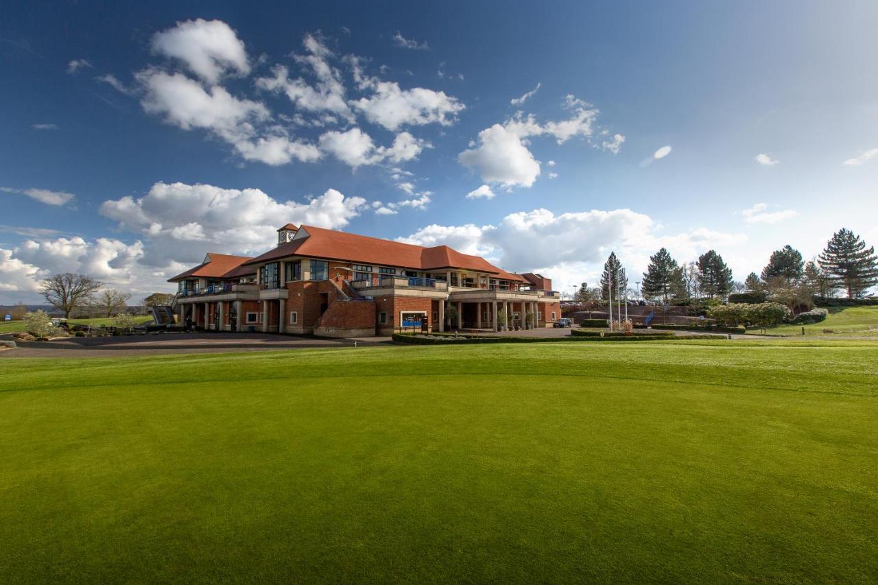 טאים The Oxfordshire Golf & Spa Hotel מראה חיצוני תמונה