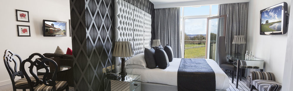 טאים The Oxfordshire Golf & Spa Hotel מראה חיצוני תמונה
